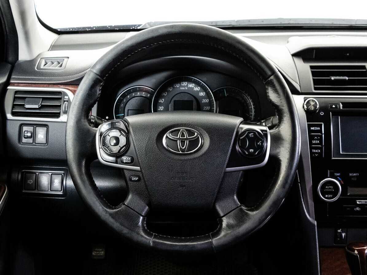 Toyota Camry, 2014 - Фото №9