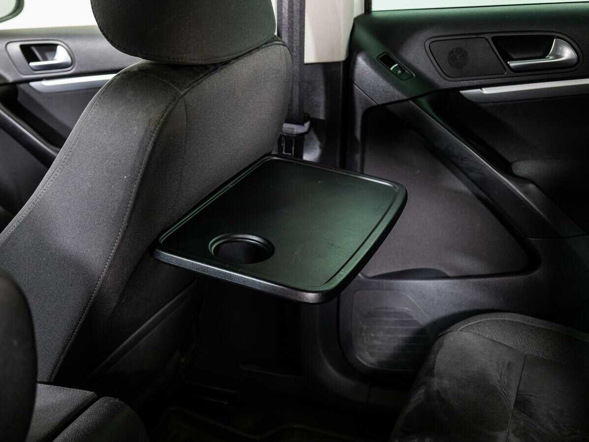 Volkswagen Tiguan, 2012 - Фото №15