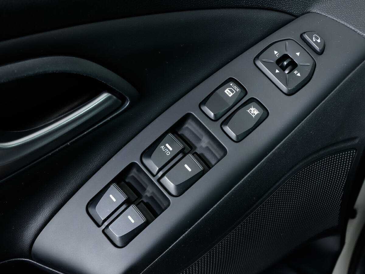 Hyundai ix35, 2014 - Фото №9