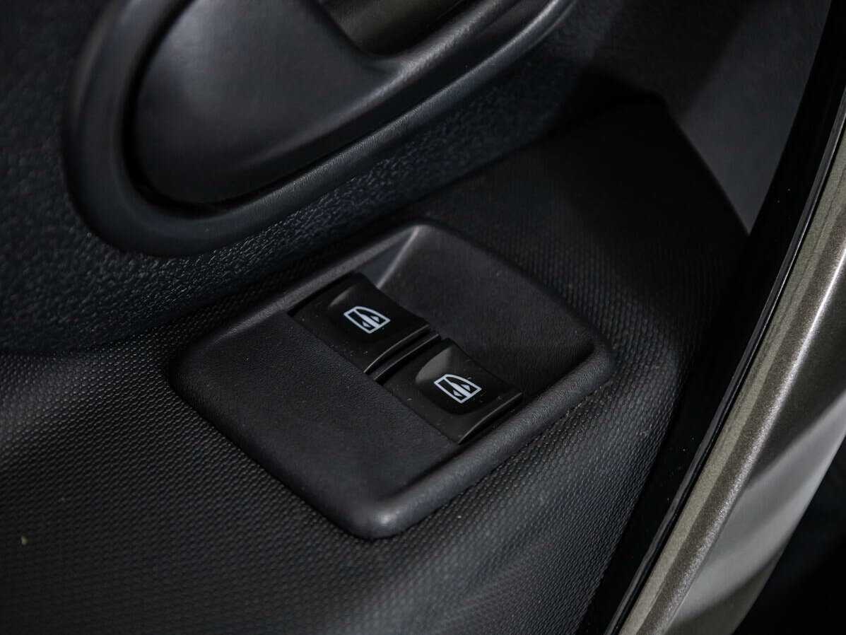 Renault Logan, 2019 - Фото №13