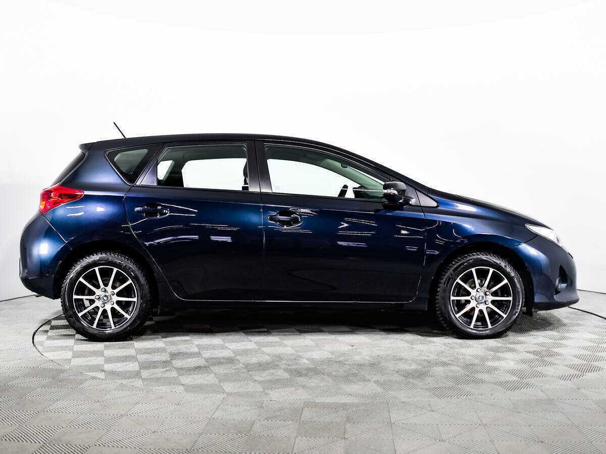 Toyota Auris, 2013 - Фото №3