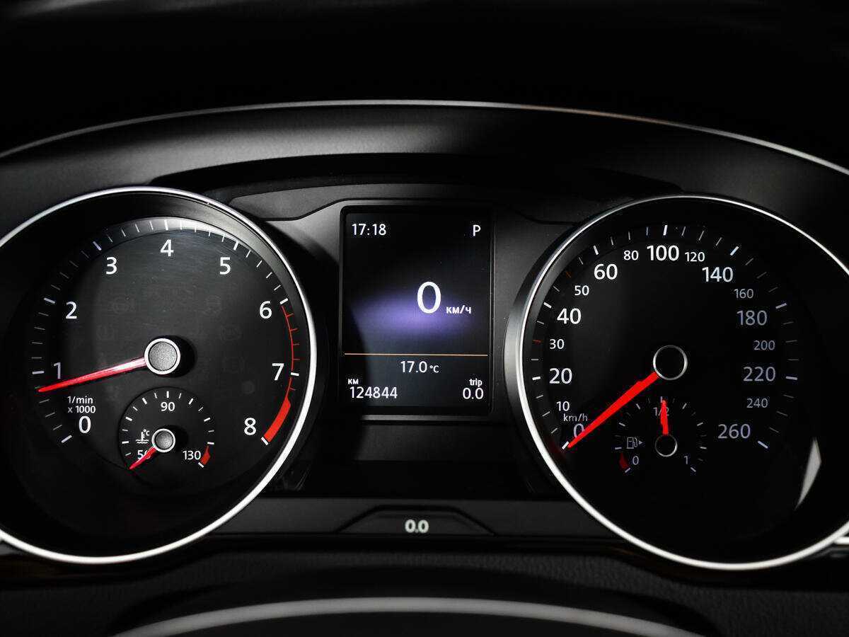 Volkswagen Passat, 2016 - Фото №6