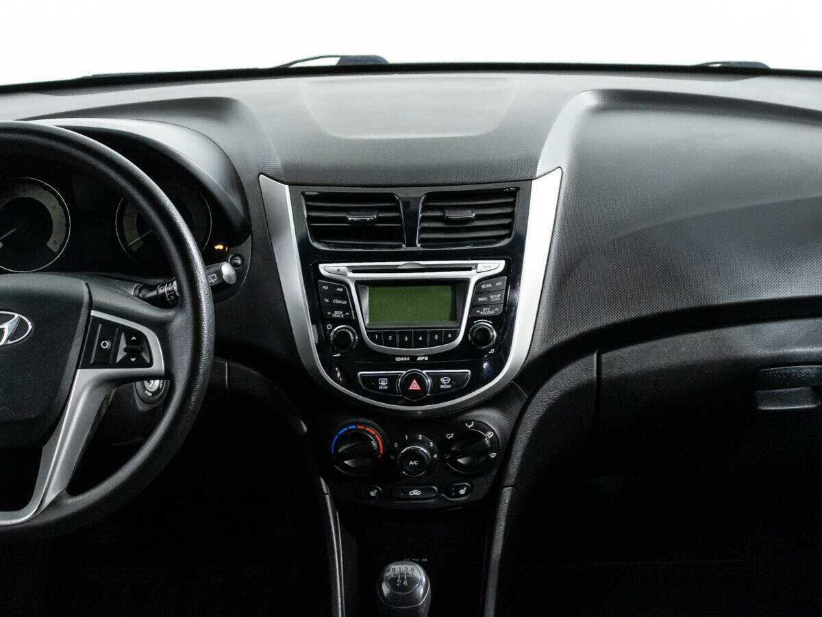 Hyundai Solaris, 2012 - Фото №13