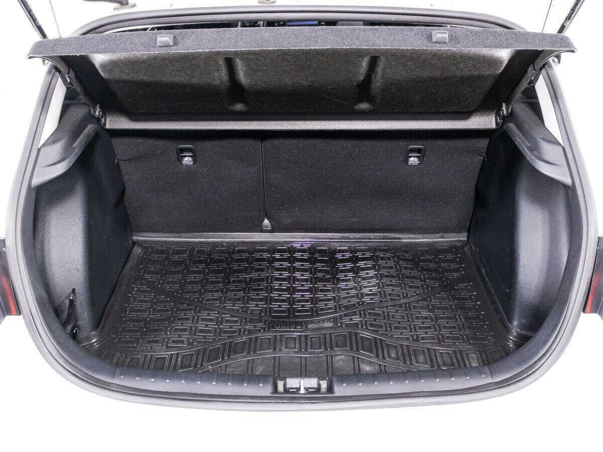 Kia Rio X-Line, 2020 - Фото №14