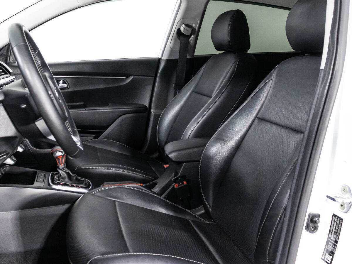 Kia Rio X-Line, 2020 - Фото №16