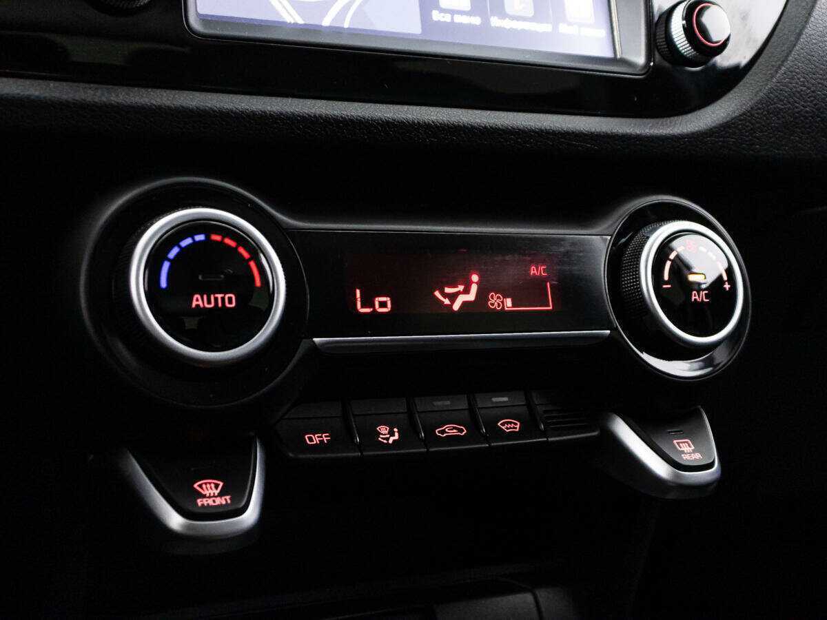 Kia Rio X-Line, 2020 - Фото №19