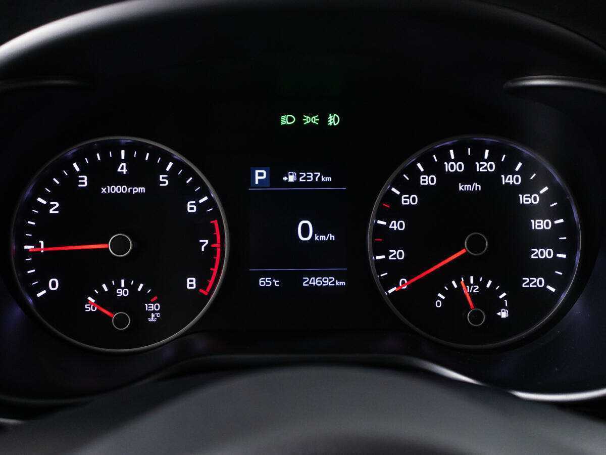 Kia Rio X-Line, 2019 - Фото №11