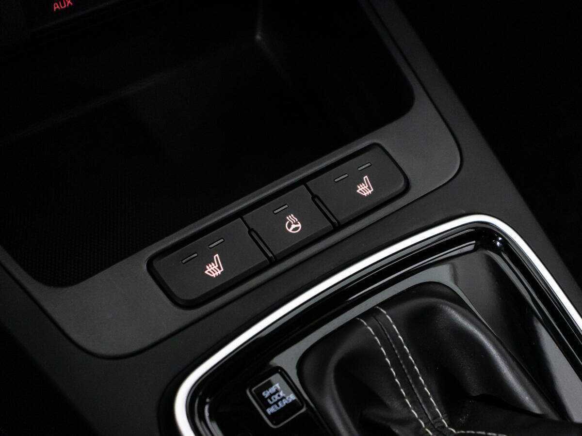 Kia Rio X-Line, 2019 - Фото №17