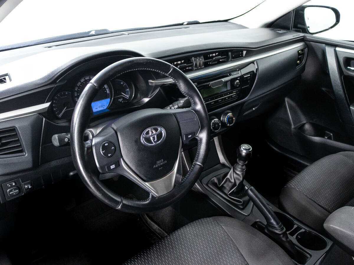 Toyota Corolla, 2015 - Фото №10