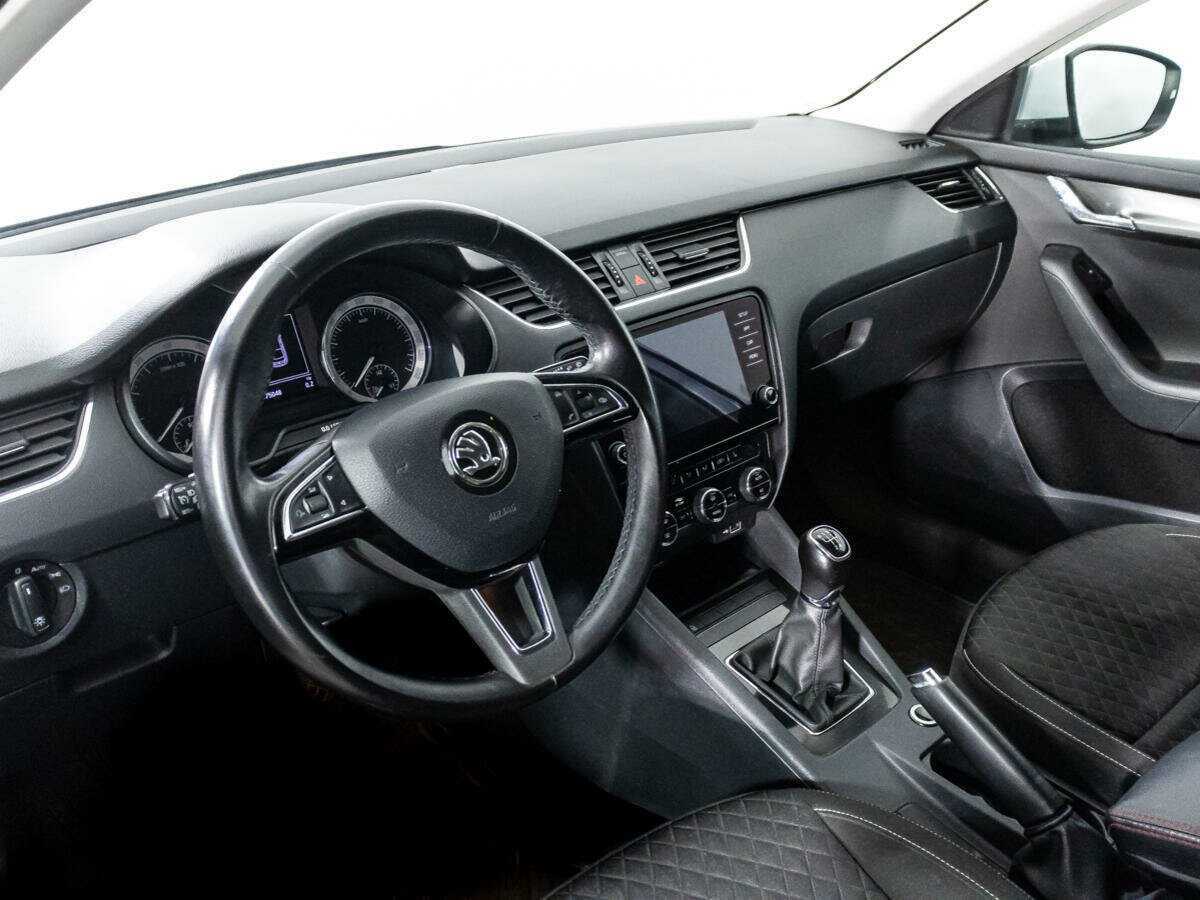 Skoda Octavia, 2018 - Фото №10