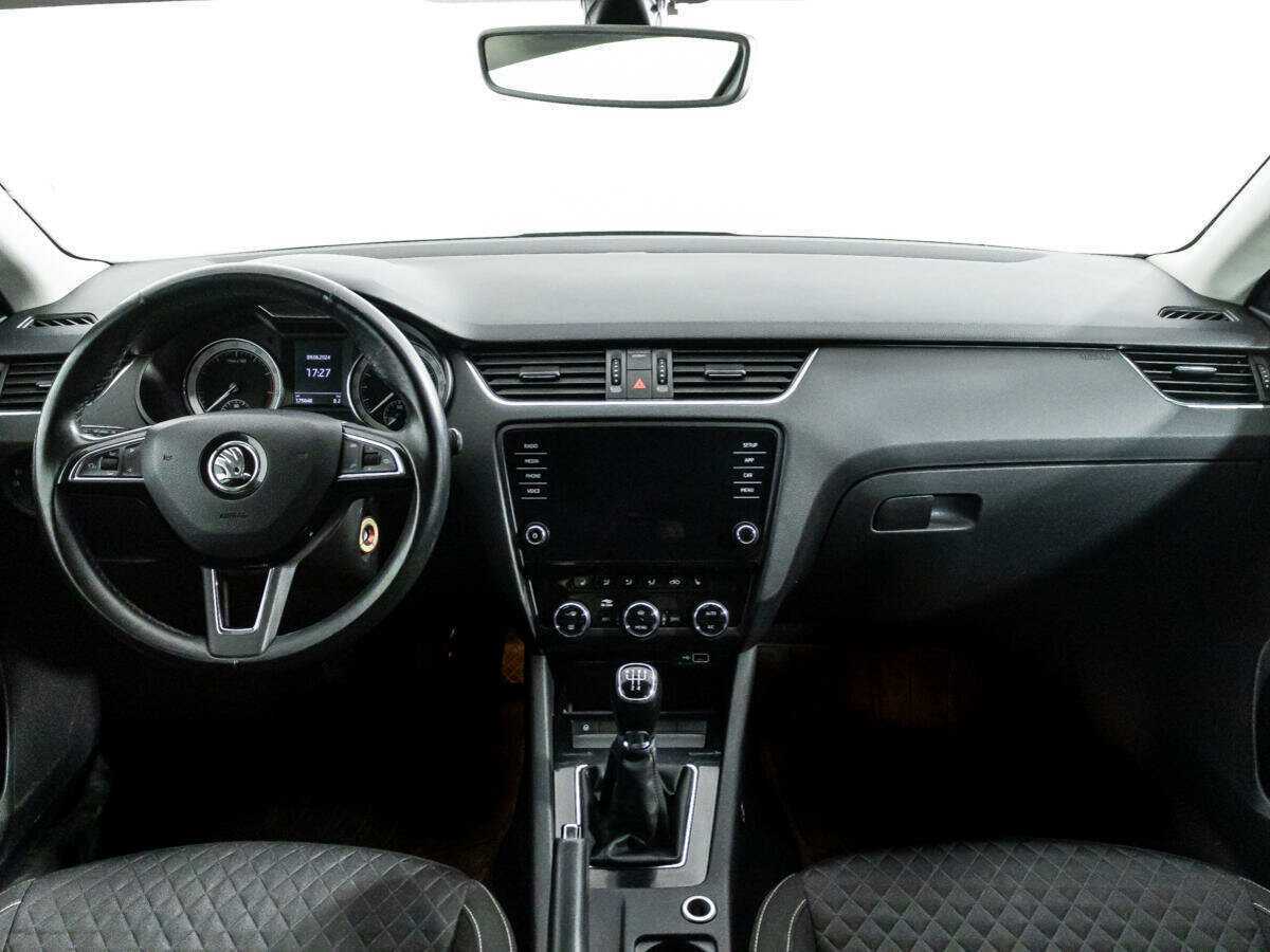 Skoda Octavia, 2018 - Фото №12
