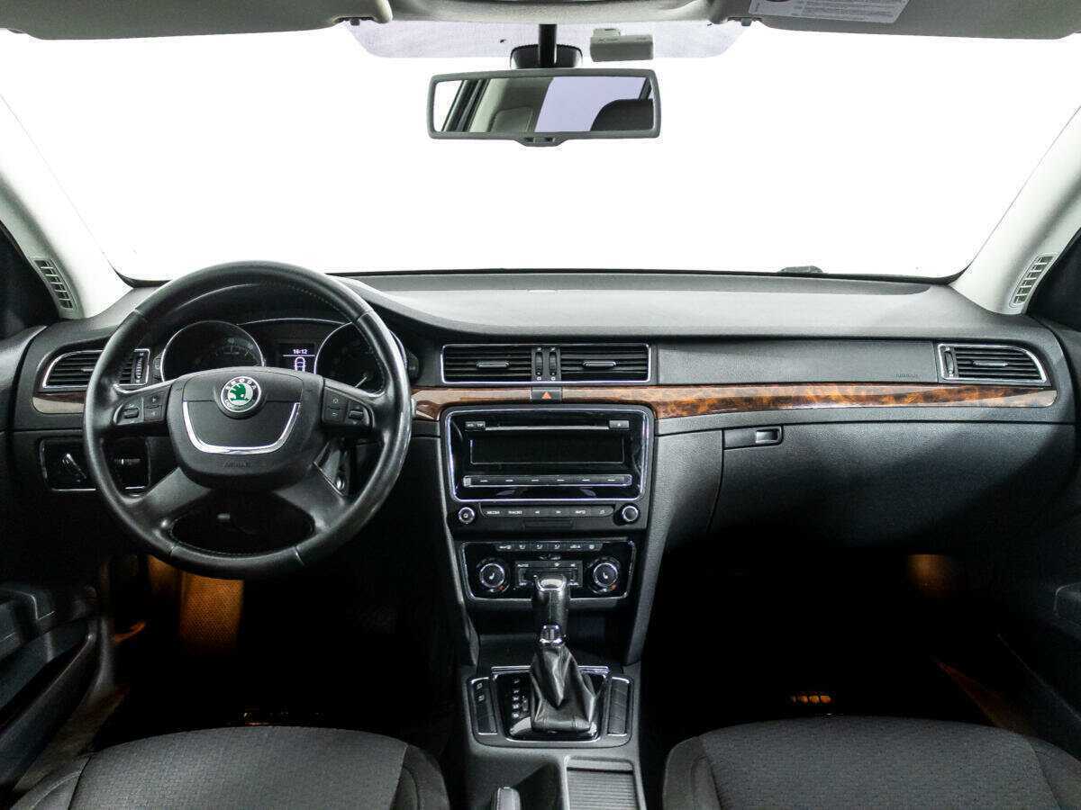 Skoda Superb, 2012 - Фото №12