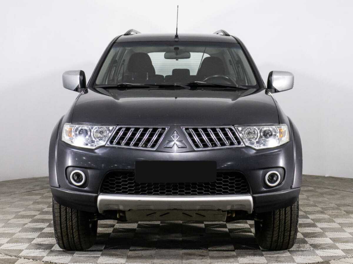 Mitsubishi Pajero Sport, 2012 - Фото №1