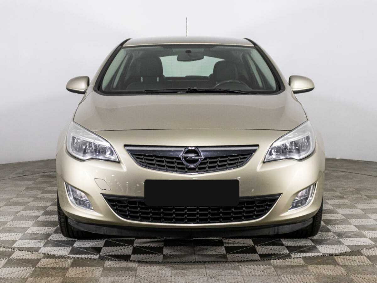Opel Astra, 2012 - Фото №1