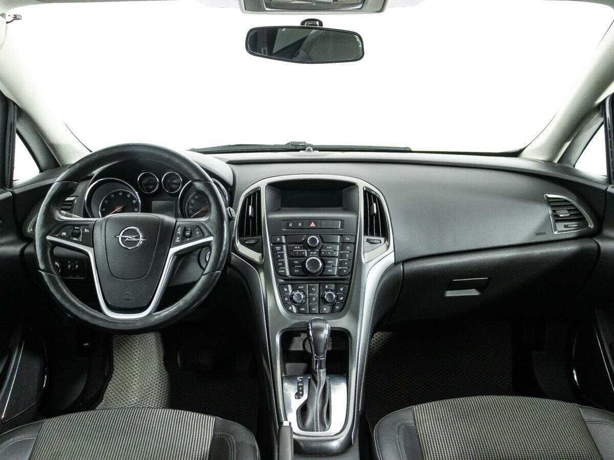 Opel Astra, 2012 - Фото №12