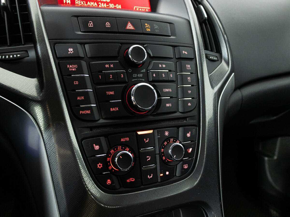 Opel Astra, 2012 - Фото №14