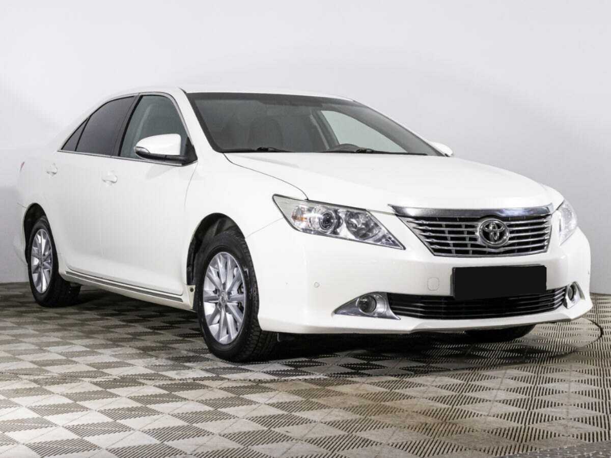 Toyota Camry, 2014 - Фото №2