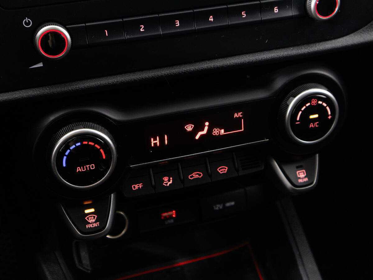 Kia Rio, 2020 - Фото №19