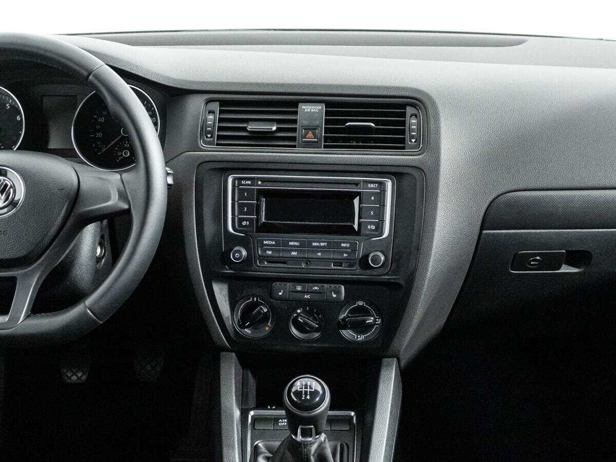 Volkswagen Jetta, 2015 - Фото №13