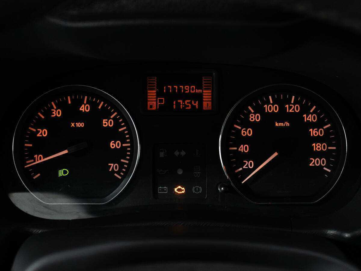 Nissan Terrano, 2015 - Фото №11