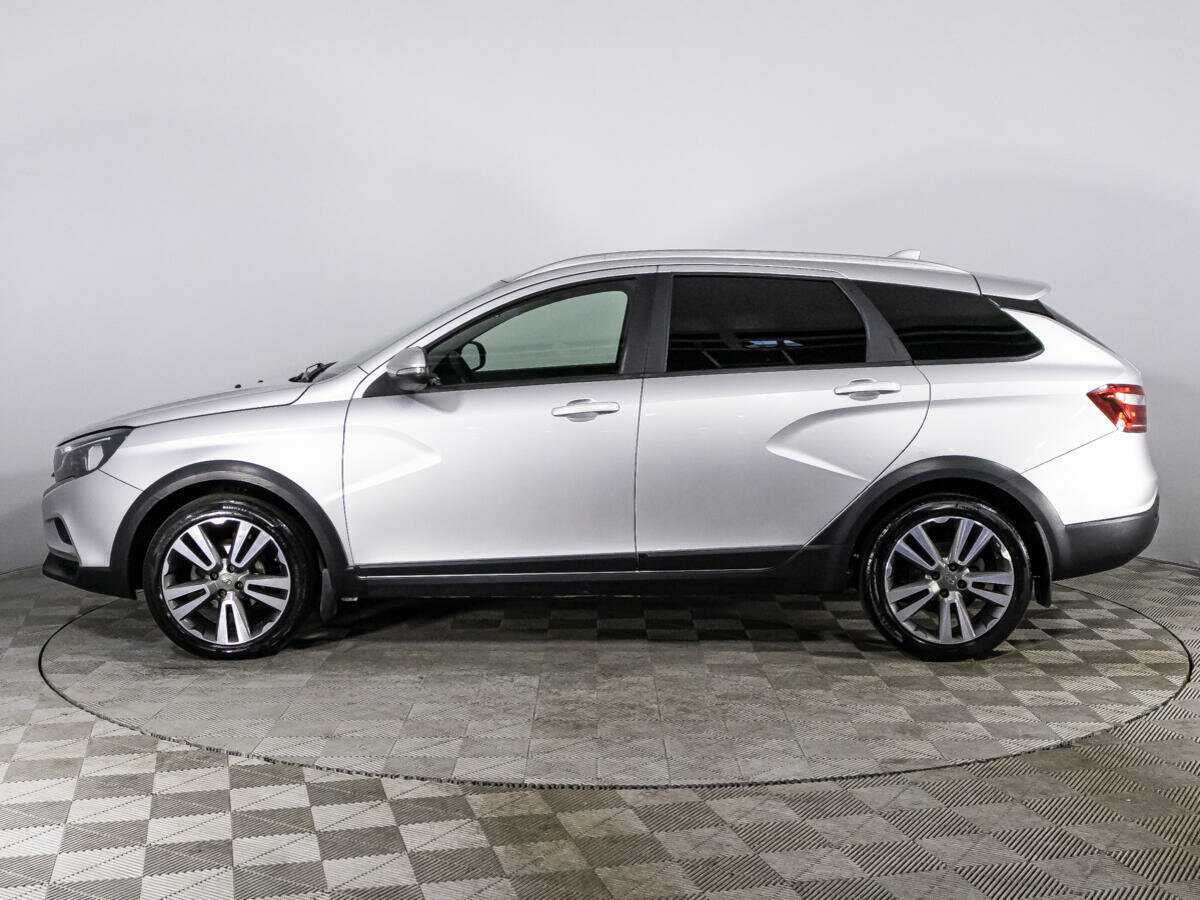 Lada (ВАЗ) Vesta SW, 2019 - Фото №7