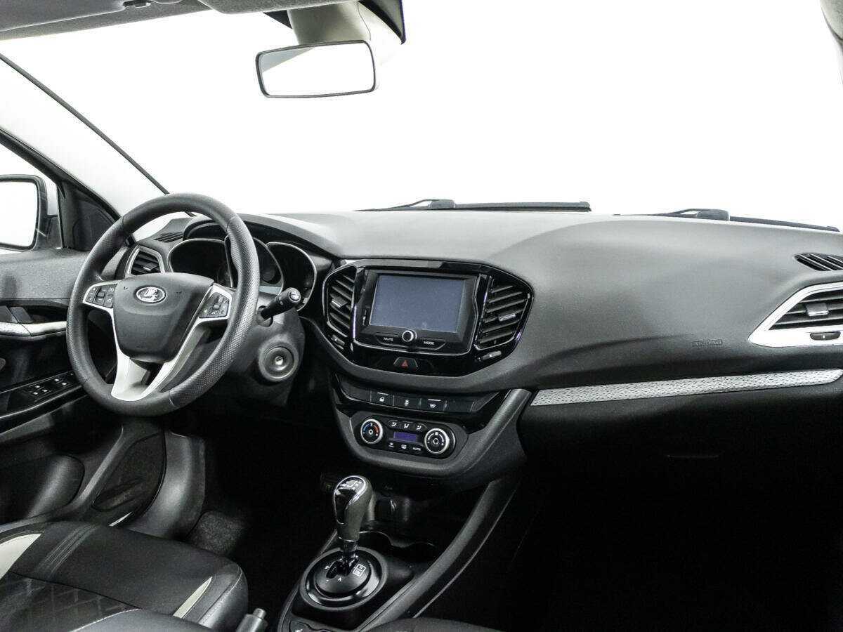 Lada (ВАЗ) Vesta SW, 2019 - Фото №8