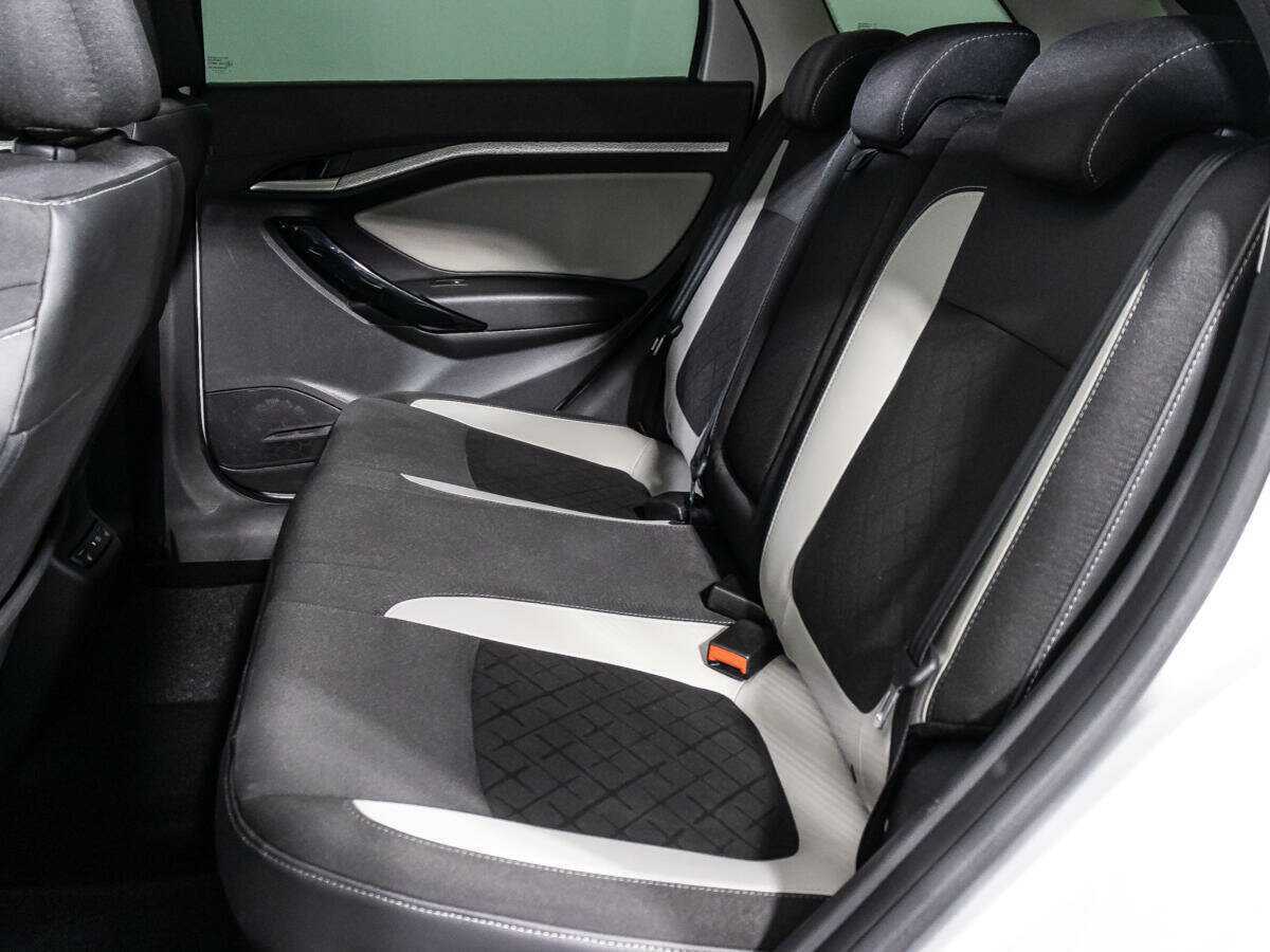 Lada (ВАЗ) Vesta SW, 2019 - Фото №9