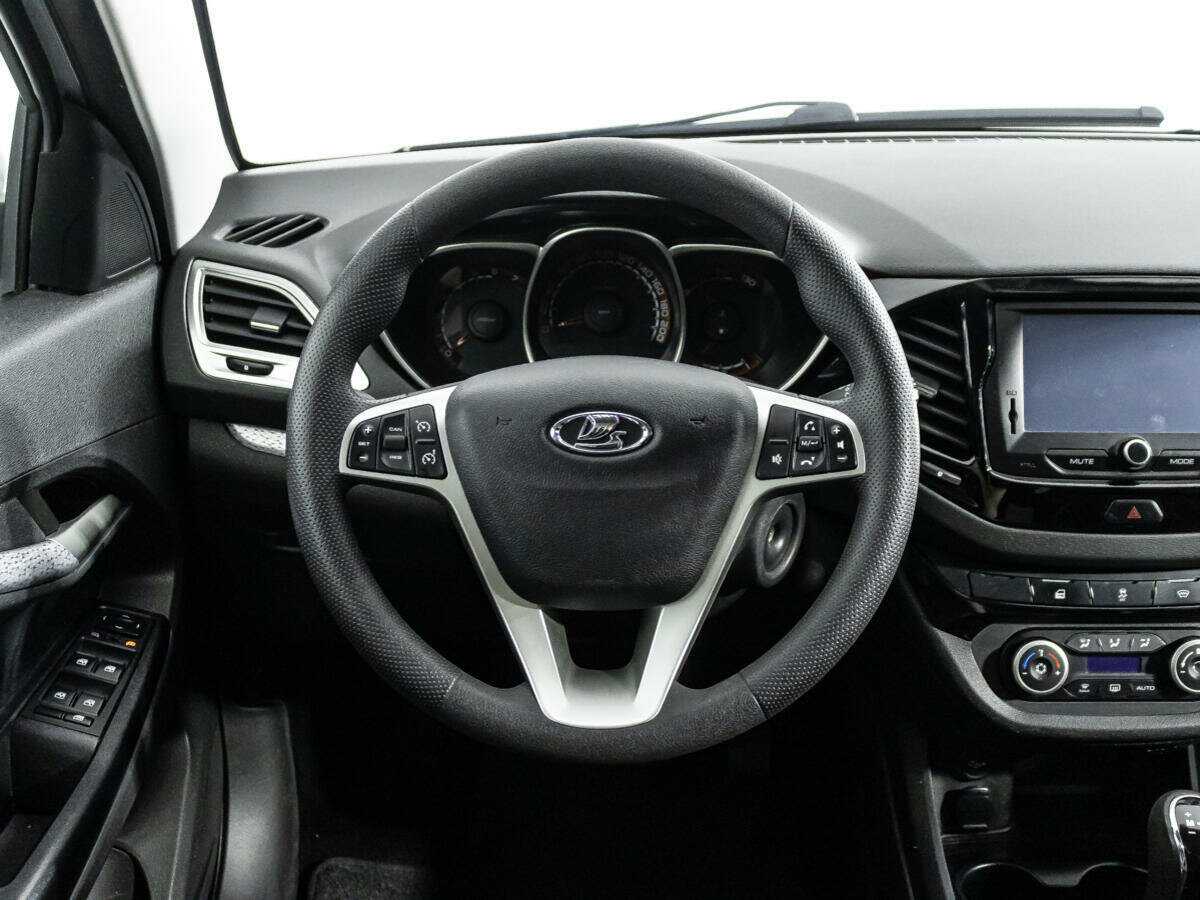 Lada (ВАЗ) Vesta SW, 2019 - Фото №15