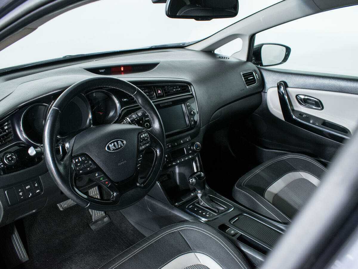 Kia Ceed, 2018 - Фото №12
