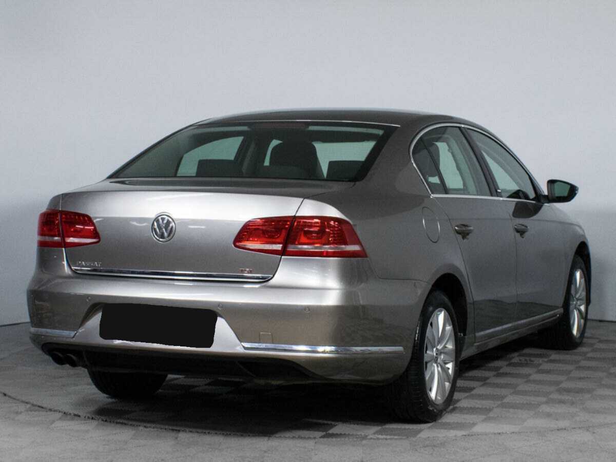 Volkswagen Passat, 2012 - Фото №4