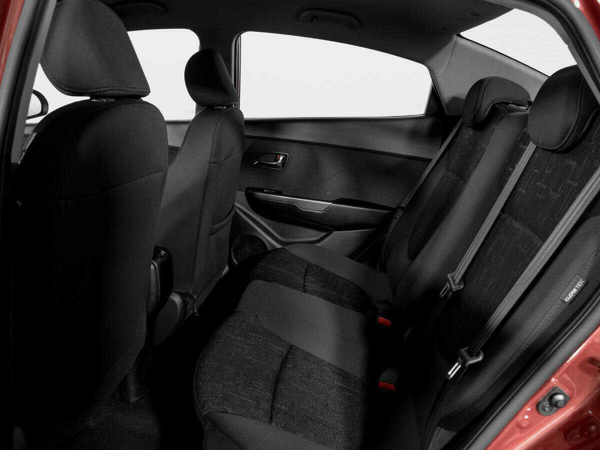 Kia Rio 5-speed, 2013 - Фото №9