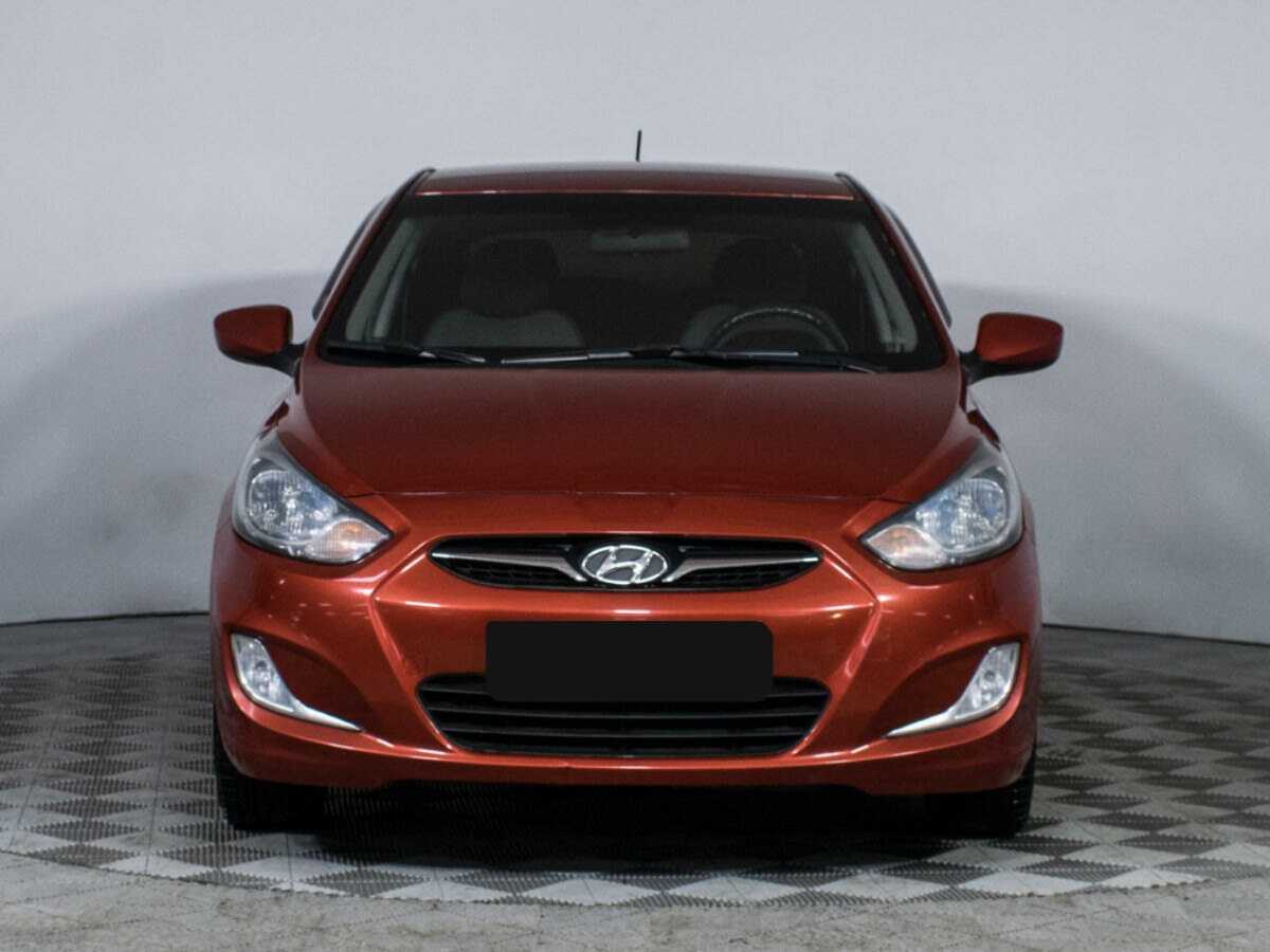 Hyundai Solaris, 2012 - Фото №1