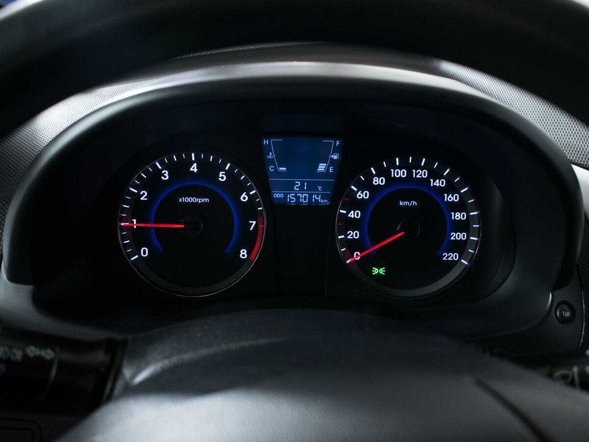 Hyundai Solaris, 2012 - Фото №10