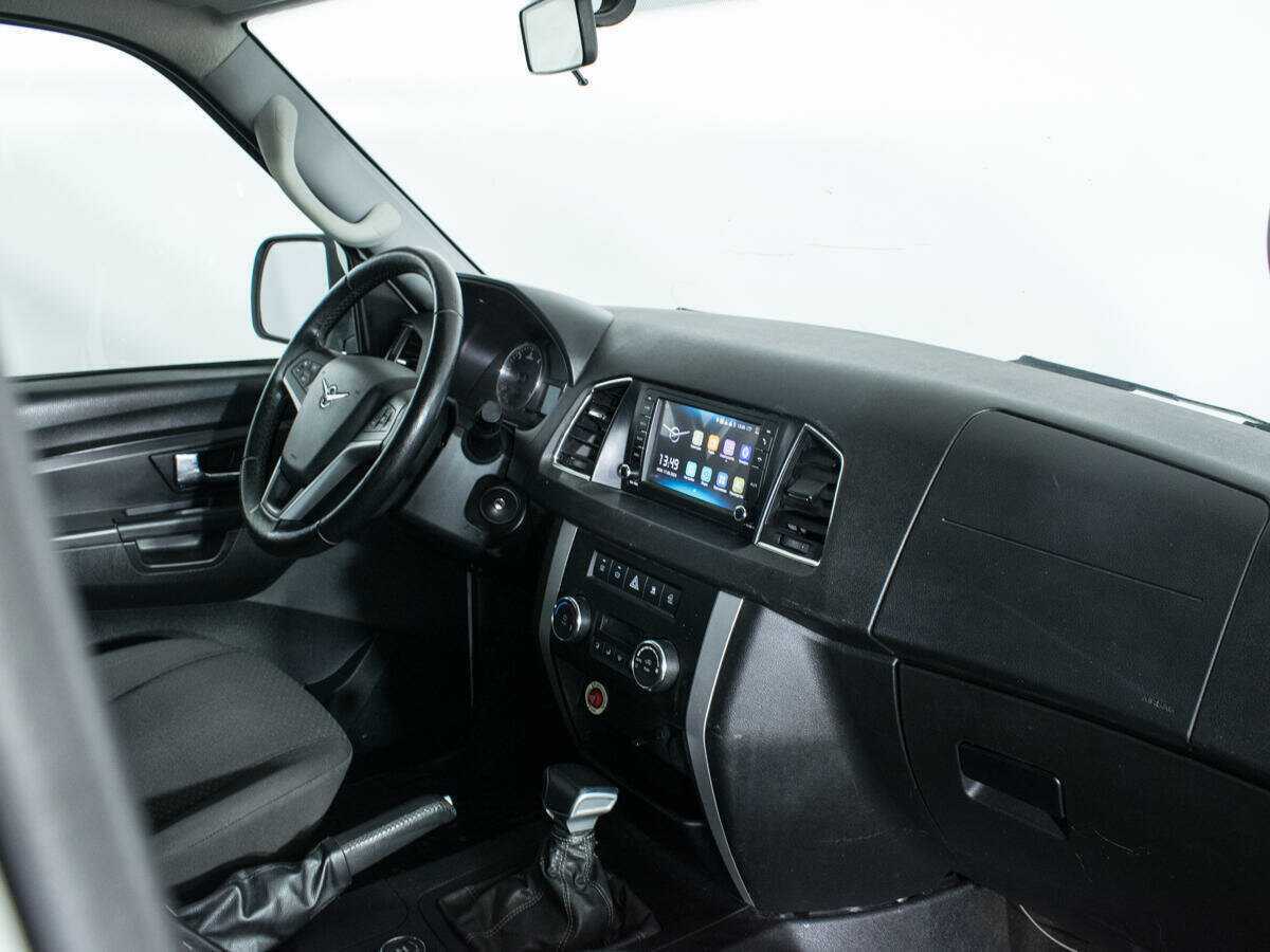 УАЗ Patriot, 2018 - Фото №8