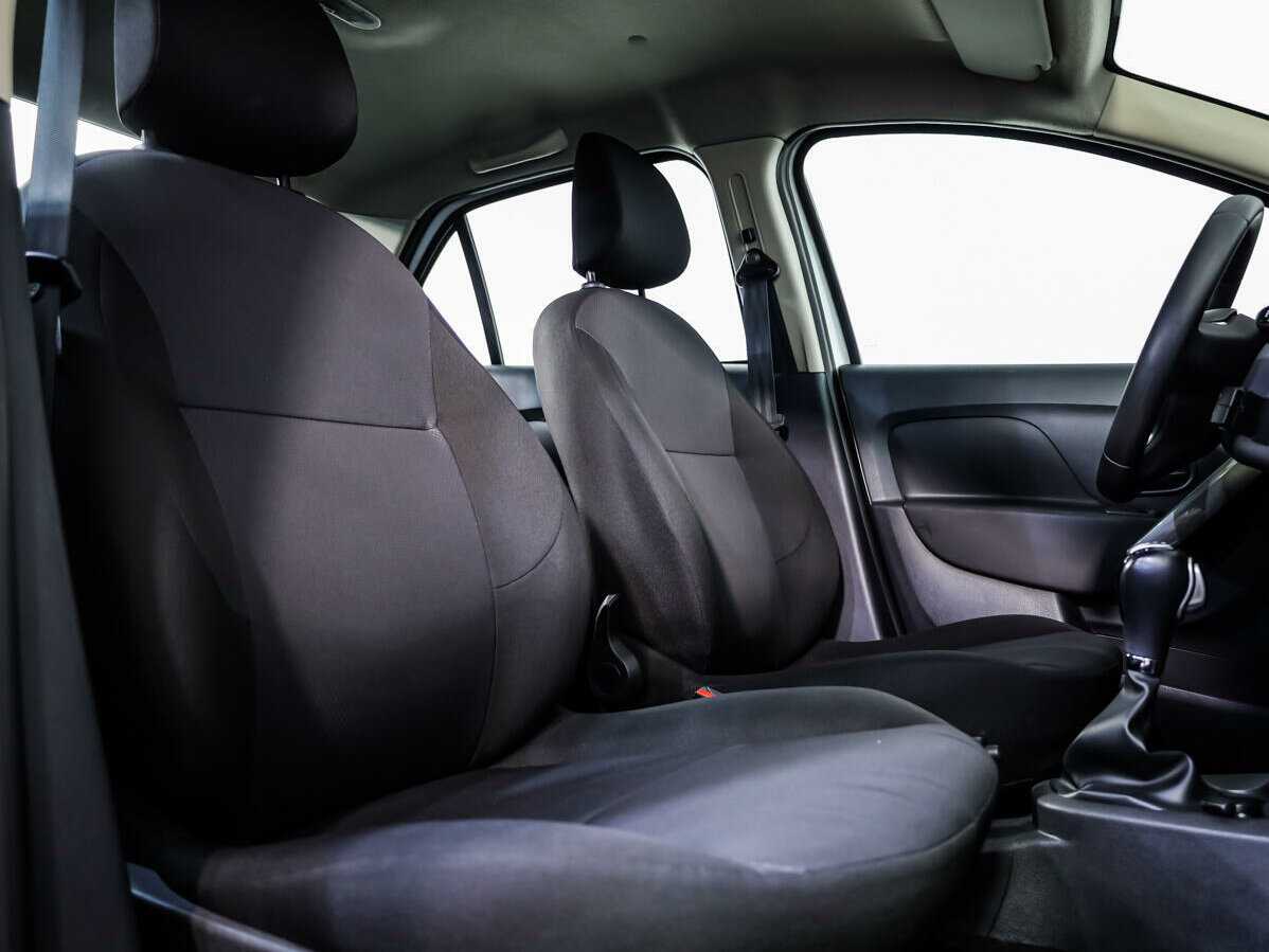 Renault Logan, 2019 - Фото №9