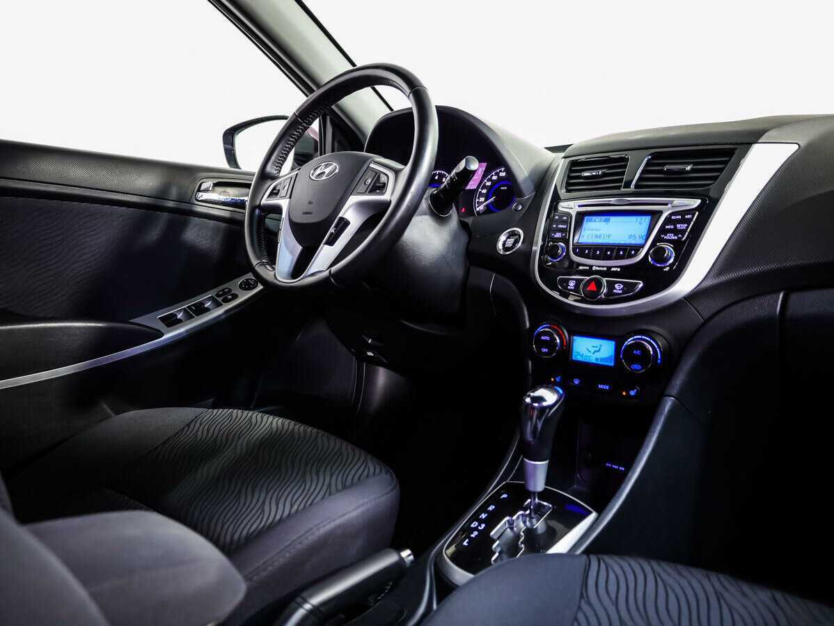 Hyundai Solaris, 2012 - Фото №7