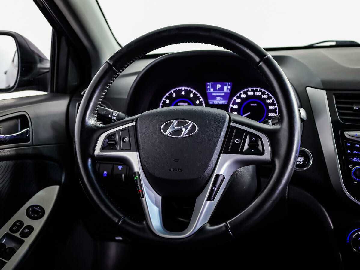Hyundai Solaris, 2012 - Фото №9