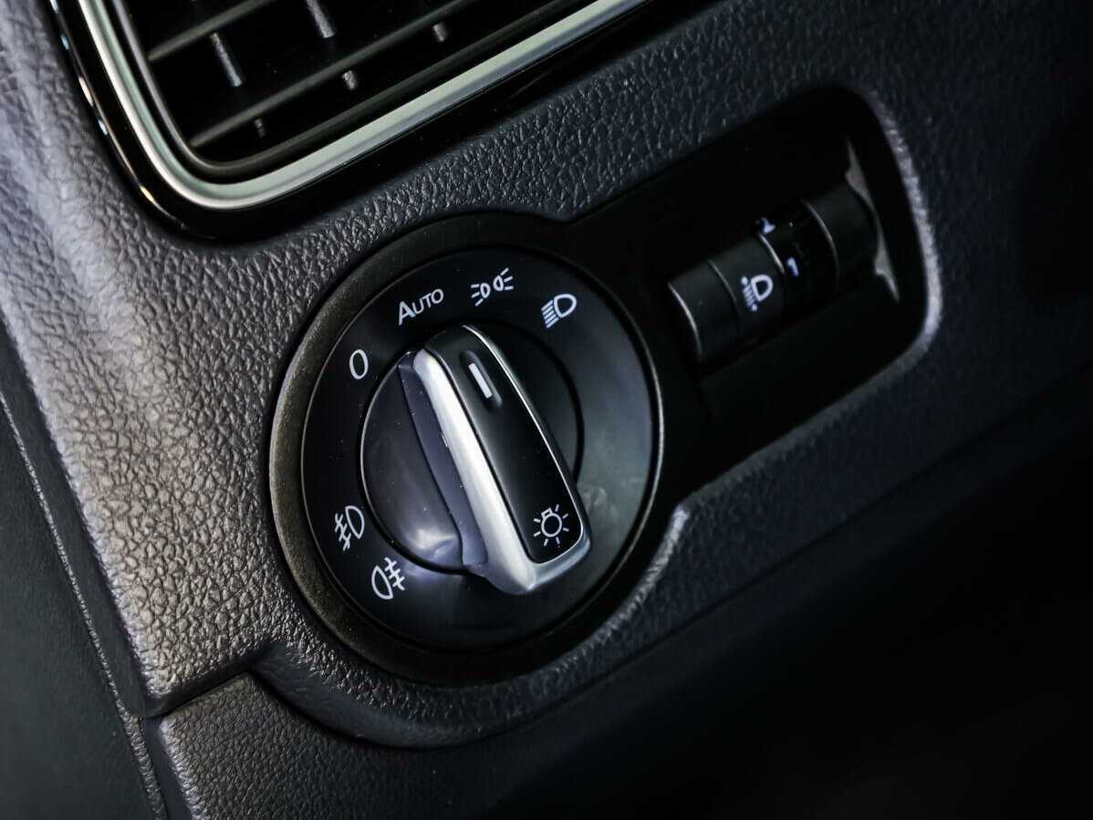 Volkswagen Polo, 2019 - Фото №16