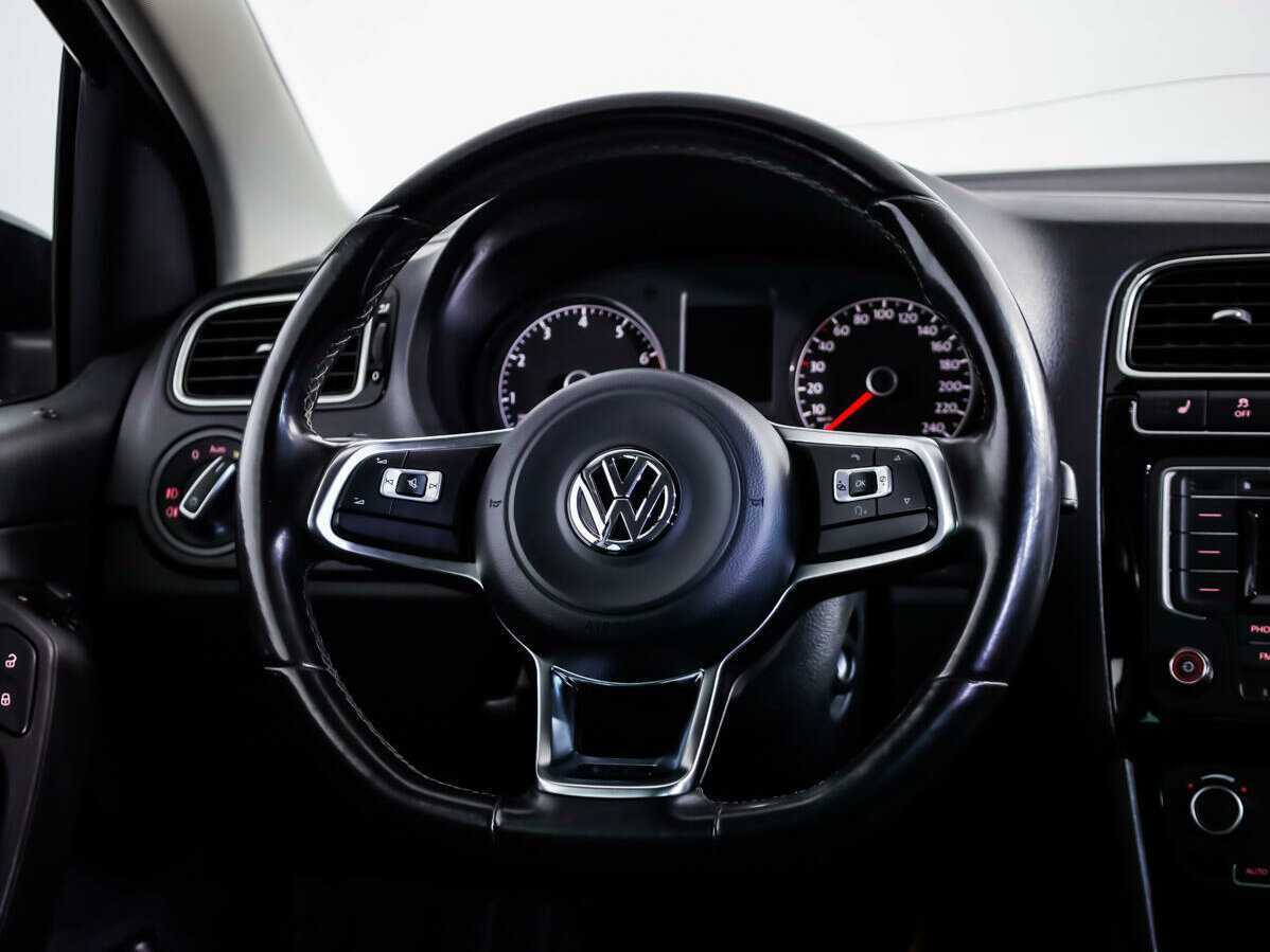 Volkswagen Polo, 2017 - Фото №9