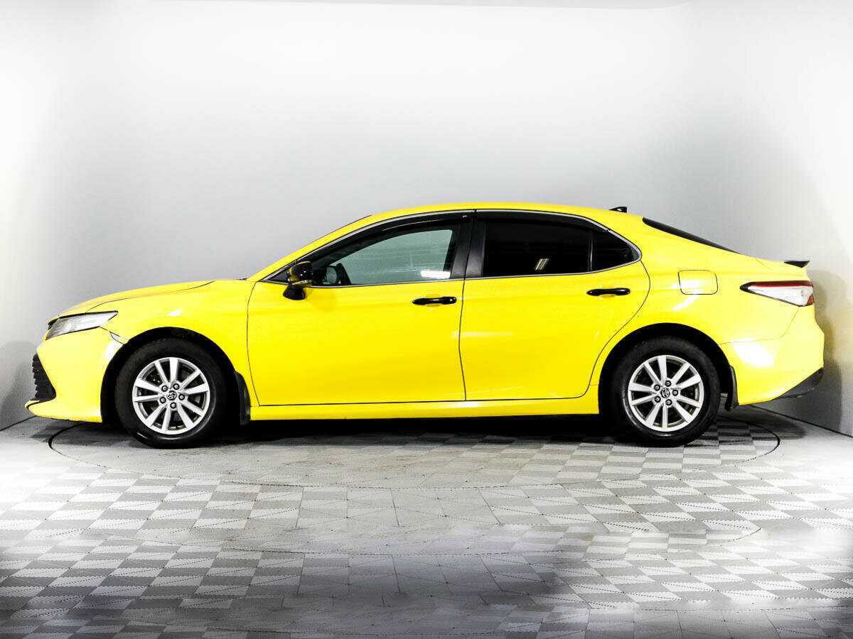 Toyota Camry, 2021 - Фото №7