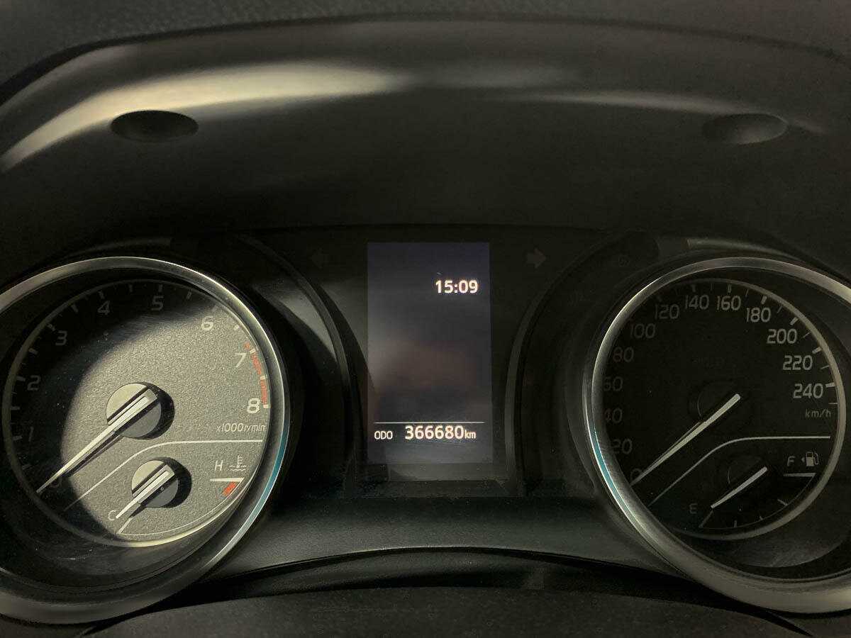 Toyota Camry, 2021 - Фото №11