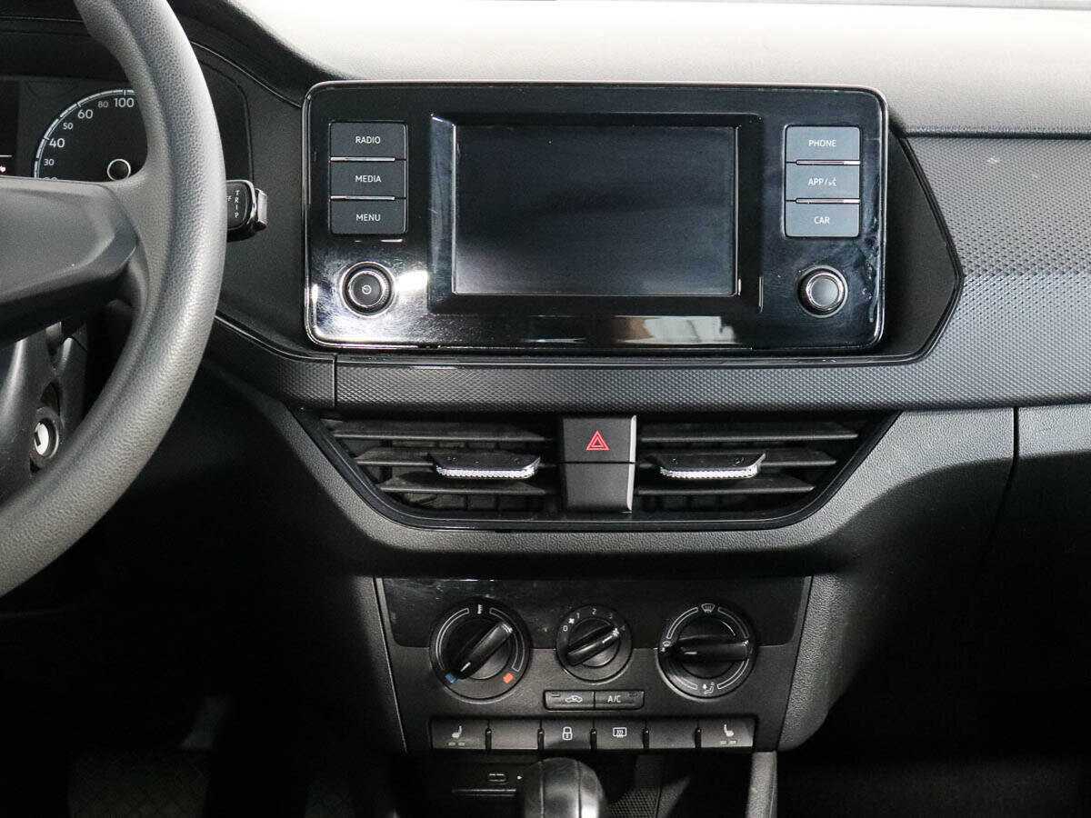 Volkswagen Polo, 2020 - Фото №11