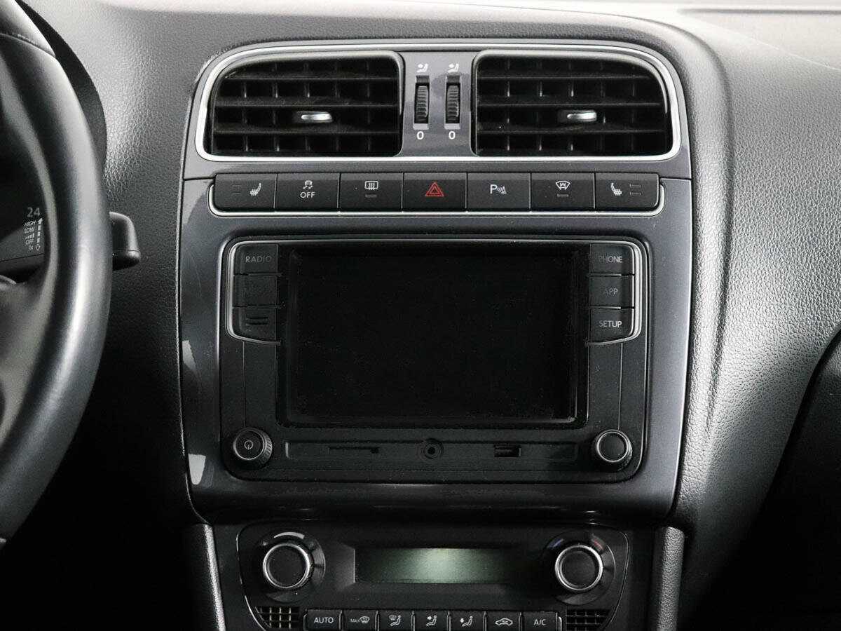 Volkswagen Polo, 2020 - Фото №11