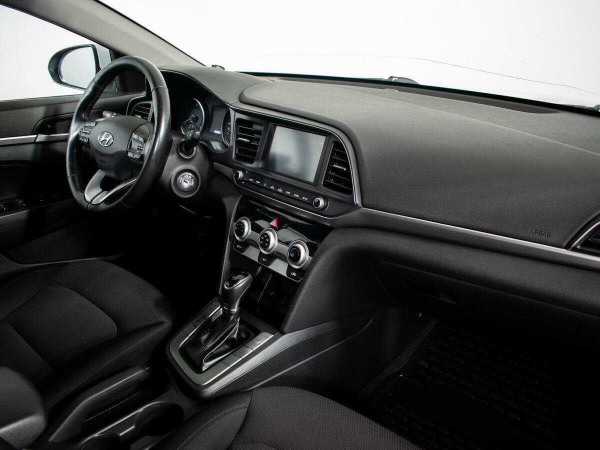Hyundai Elantra, 2019 - Фото №8