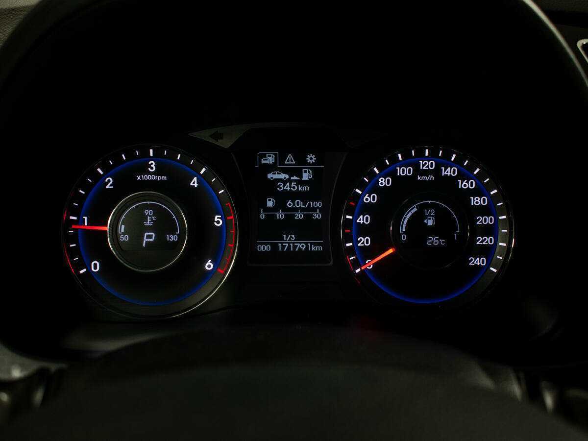 Hyundai i40, 2016 - Фото №8