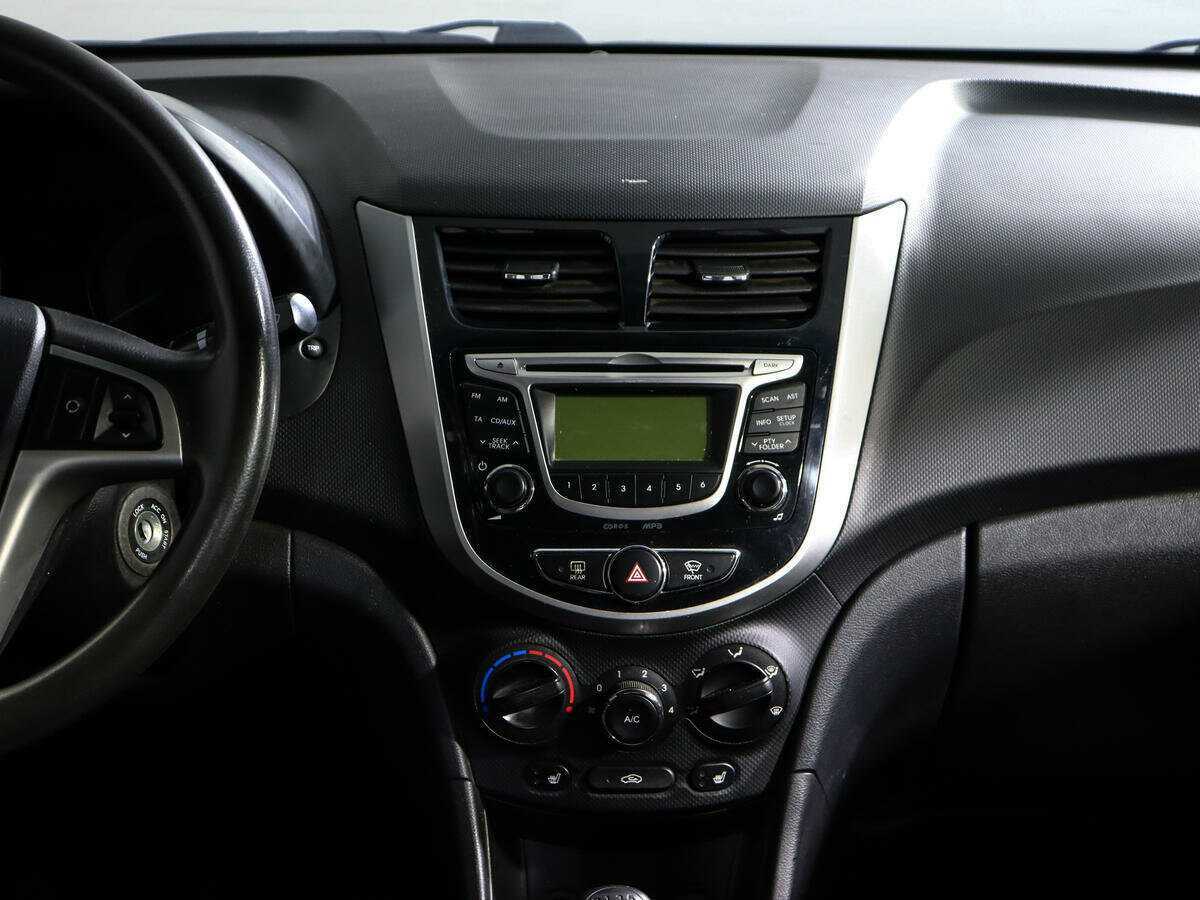 Hyundai Solaris, 2014 - Фото №10