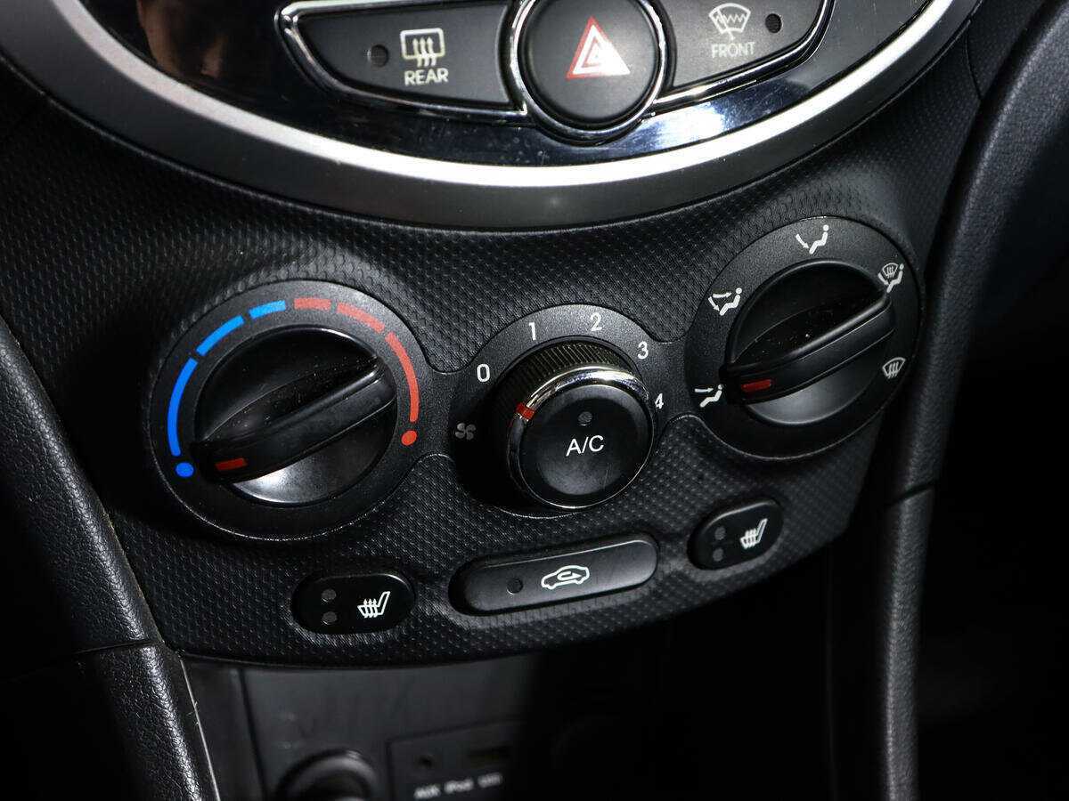 Hyundai Solaris, 2014 - Фото №16