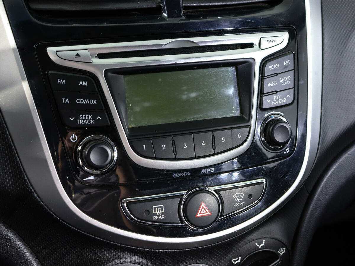 Hyundai Solaris, 2014 - Фото №17