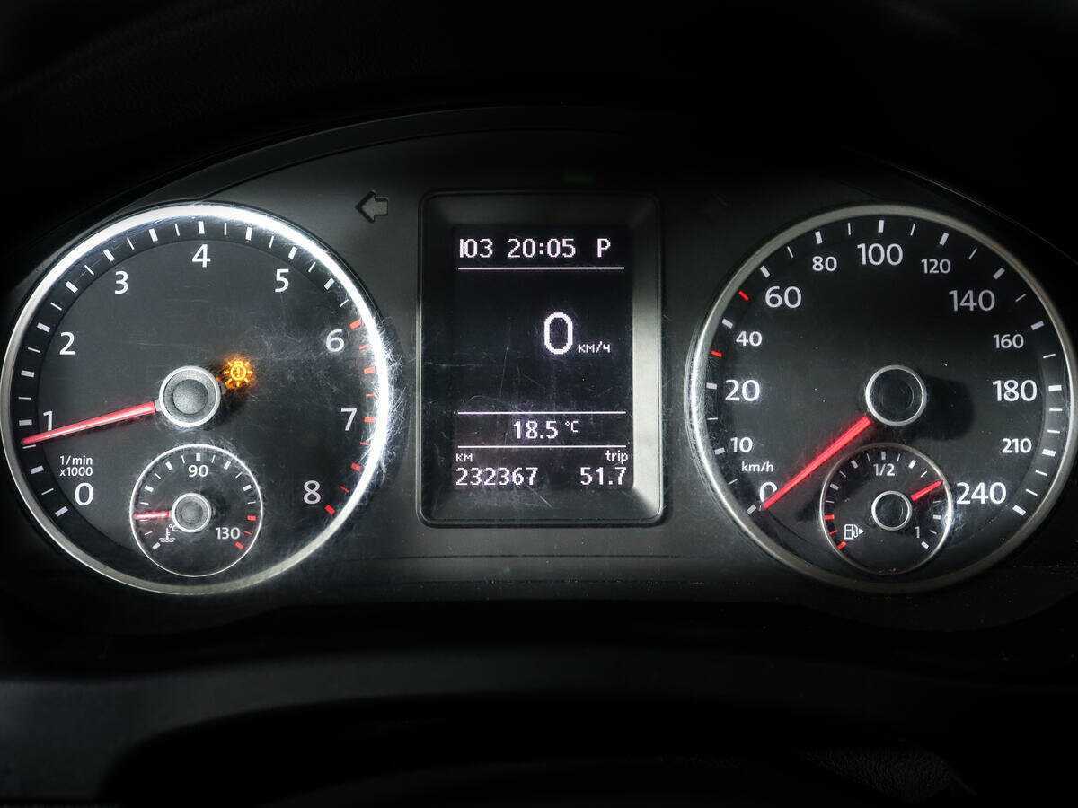 Volkswagen Tiguan, 2012 - Фото №8