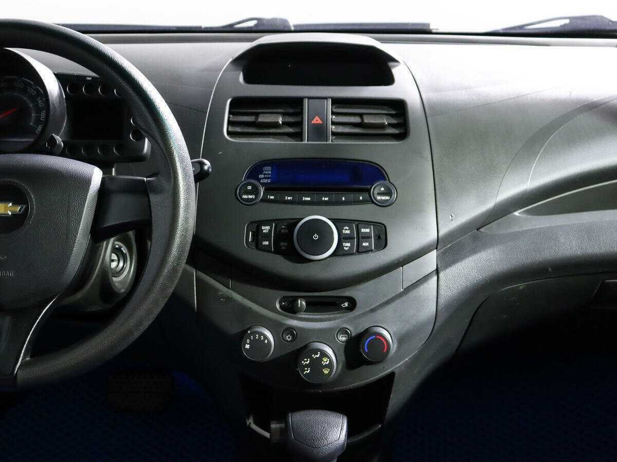 Chevrolet Spark, 2012 - Фото №12